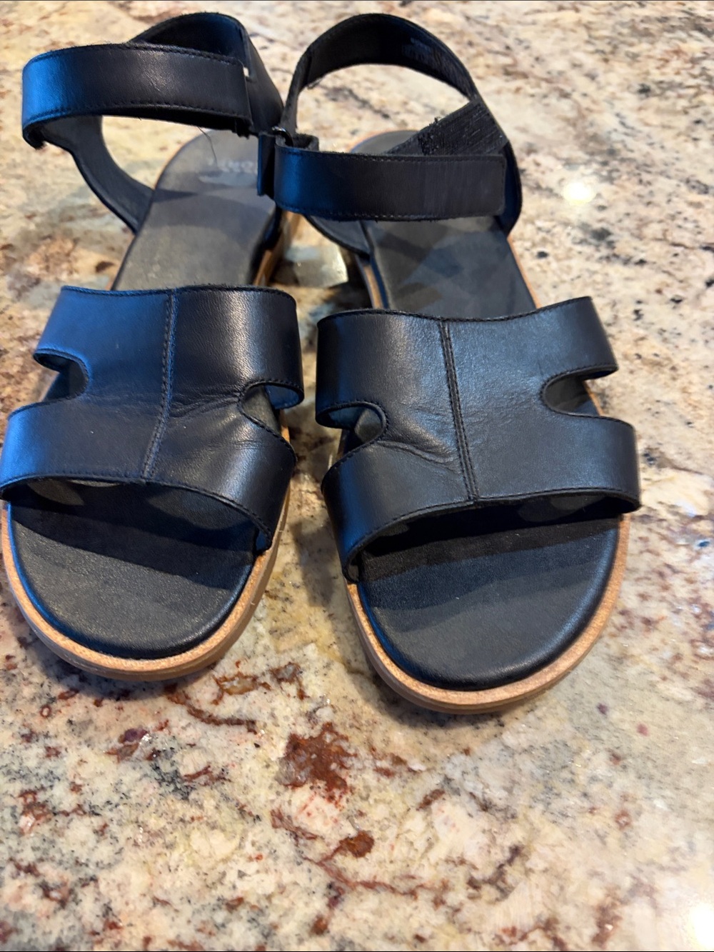 Sorel Black Strappy Leather Buckle Sandals